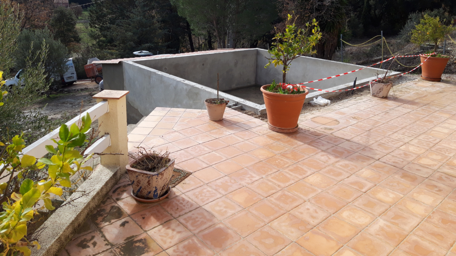 laigua-daqui-piscine-beton-construction-renovation-volet-securisant-perpignan-argeles-canton-66